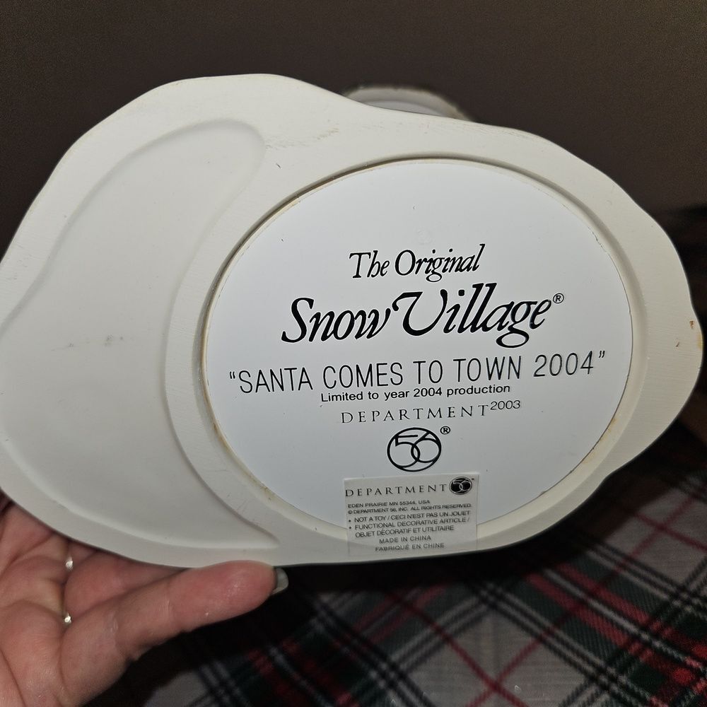 The Department 56 "Santa Comes To Town" Snow Village Collection - Picture 7 of 8